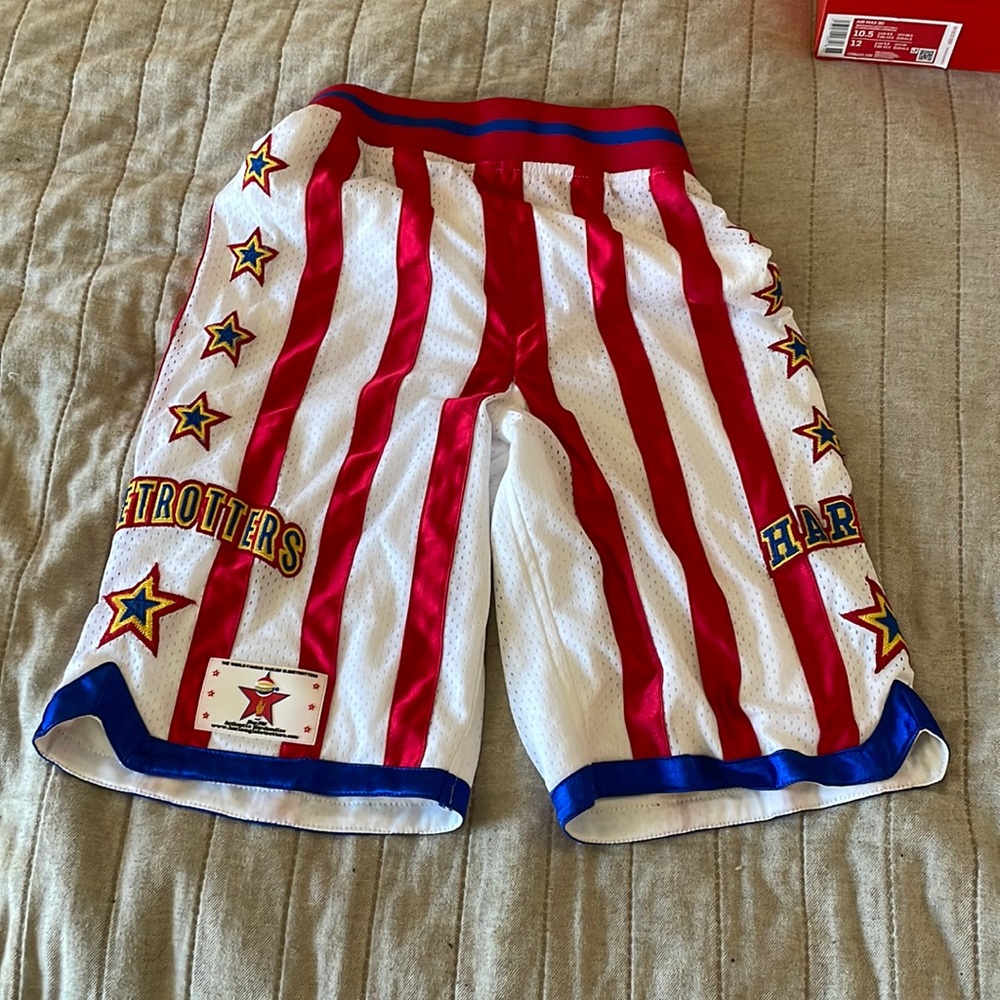 Harlem globetrotter shorts